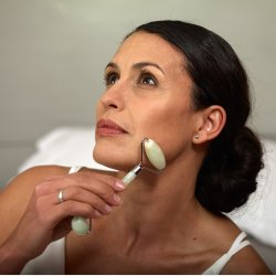 Chi Gemstone Facial Roller (Serpentine)