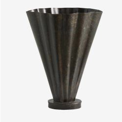 Elegant vase i jern