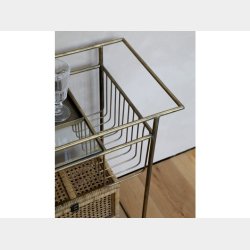 Serveringsvogn med hjul (guldfarvet)